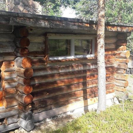 Cabin At Huskies Farm Inari Bagian luar foto