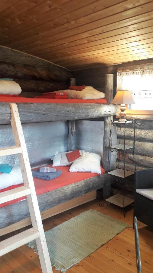 Cabin At Huskies Farm Inari Bagian luar foto